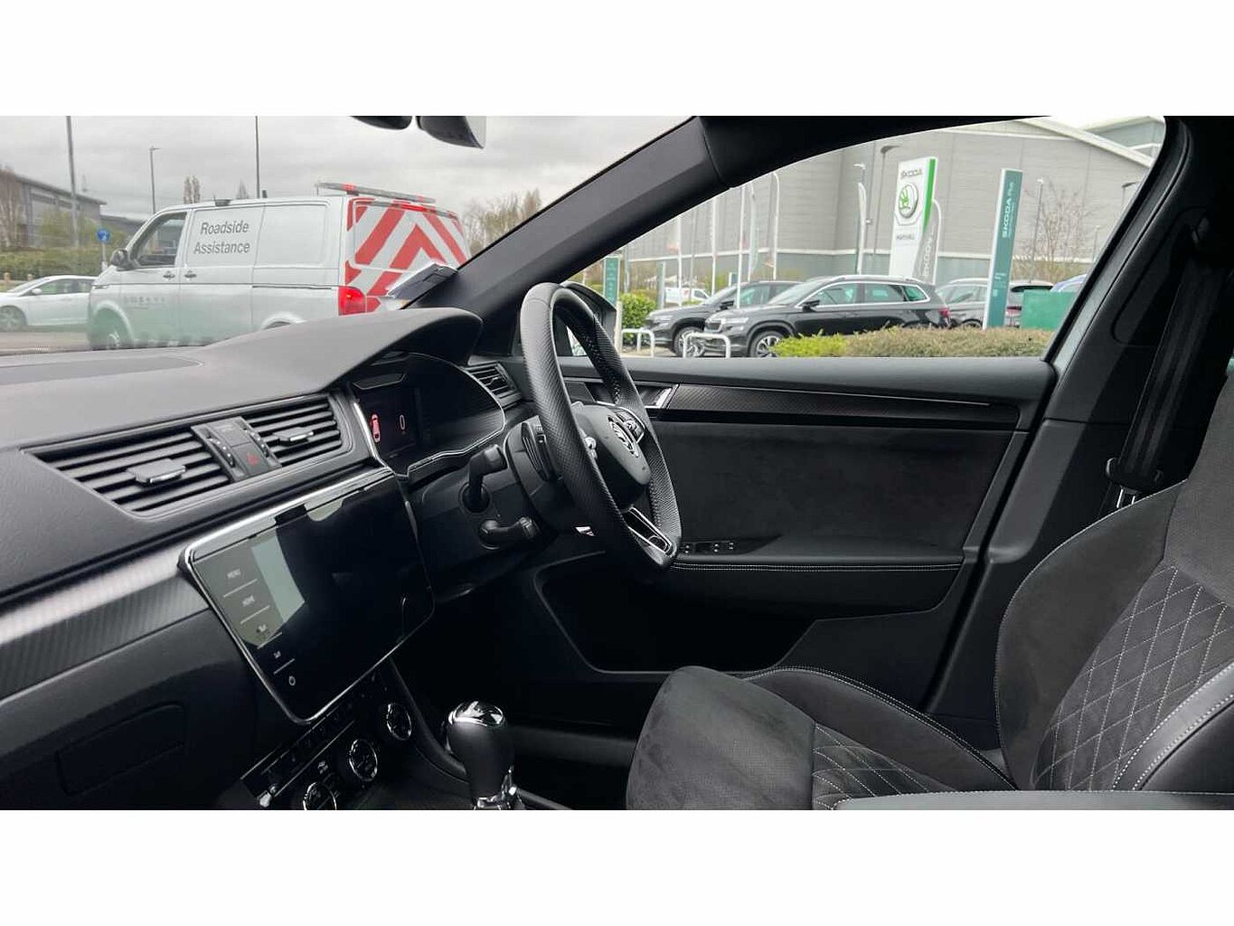SKODA Superb 2.0 TSI (190ps) SportLine Plus DSG Estate