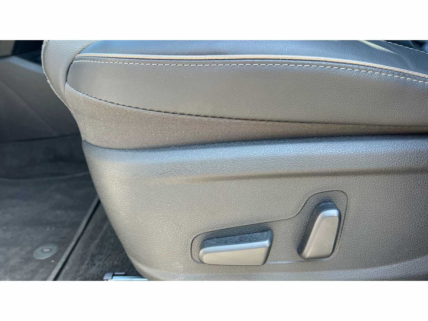 Hyundai SANTA FE 1.6 T-GDi (230ps) 2WD Ultimate HEV