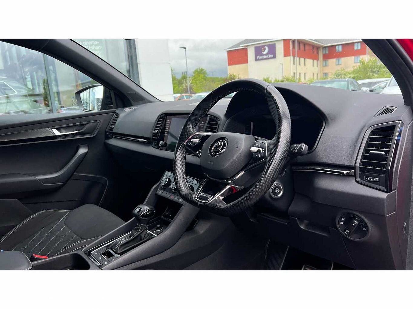 SKODA KAROQ Sportline 1.5 TSI 150 PS DSG