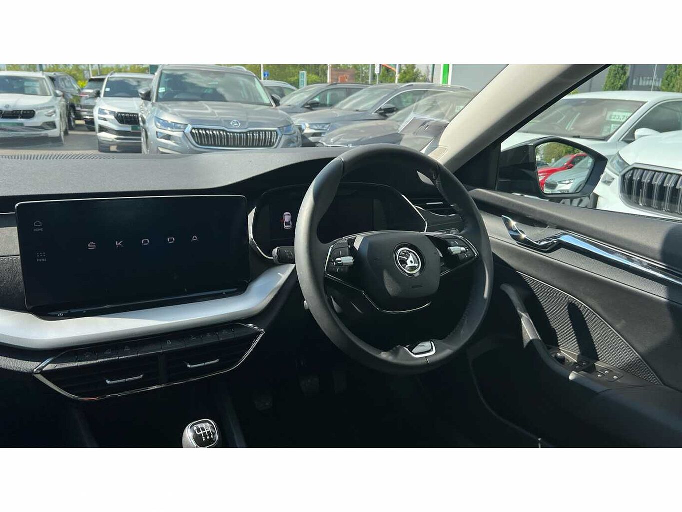 SKODA Octavia Hatchback (2017) 1.5 TSI ACT SE L (150PS)
